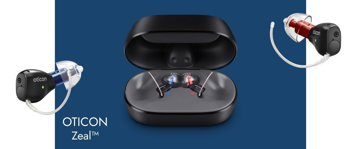 Oticon Zeal Hörgeräte in Schwarz mit Ladeetui auf blau-weißem Hintergrund, modernes Design und klare Details sichtbar​​​​​​​​​​​​​​​​​​​​​​​​​​​​